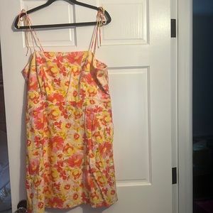 NWT Floral Old Navy Tie Dress with Tags Size XL